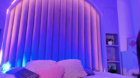  VICTORIA  online show from 21, 2, 2025