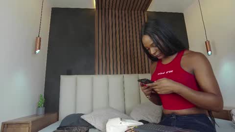  VICTORIA  online show from 2, 3, 2025