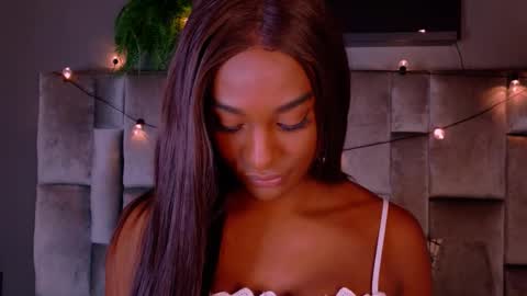  VICTORIA  online show from 22, 12, 2025