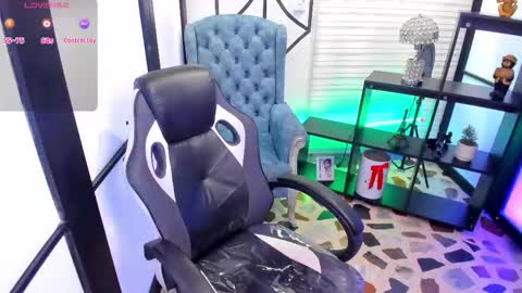 Snapshot of nahomirichards chatting on 21, 11, 2025 Nahomi online show from 21, 11, 2025