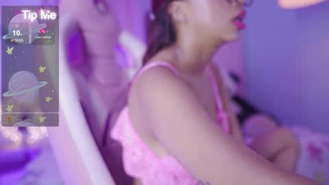 Snapshot of nahomy_2308 chatting on 19, 3, 2026 nahomy 2308 online show from 19, 3, 2026