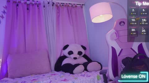 Snapshot of nahomy_2308 chatting on 8, 4, 2026 nahomy 2308 online show from 8, 4, 2026