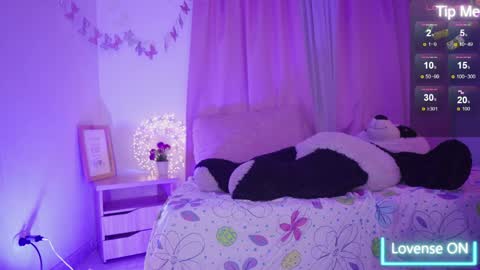 Snapshot of nahomy_2308 chatting on 9, 4, 2026 nahomy 2308 online show from 9, 4, 2026