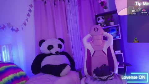 Snapshot of nahomy_2308 chatting on 17, 4, 2026 nahomy 2308 online show from 17, 4, 2026