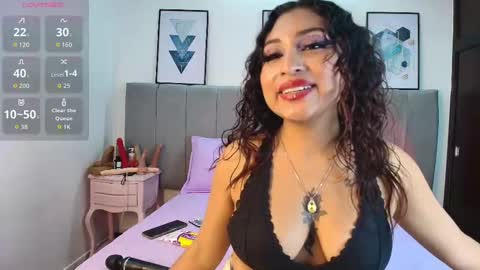 Naia online show from 12, 9, 2025