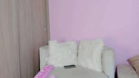 Snapshot of naileea chatting on 4, 1, 2025      online show from 4, 1, 2025