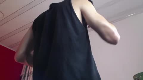 Snapshot of nainpaulo chatting on 8, 10, 2025 nainpaulo online show from 8, 10, 2025