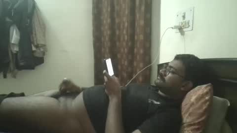 Snapshot of nairanandu28 chatting on 27, 3, 2026 NAIRANANDU28 online show from 27, 3, 2026