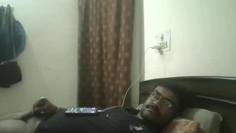 Snapshot of nairanandu28 chatting on 29, 3, 2026 NAIRANANDU28 online show from 29, 3, 2026