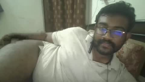 Snapshot of nairanandu28 chatting on 15, 4, 2026 NAIRANANDU28 online show from 15, 4, 2026