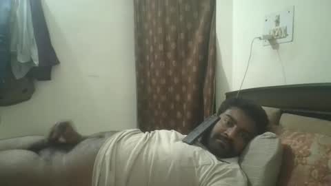 Snapshot of nairanandu28 chatting on 15, 4, 2026 NAIRANANDU28 online show from 15, 4, 2026