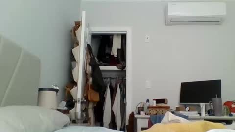 Snapshot of nakedandfree978 chatting on 11, 3, 2025 nakedandfree978 online show from 11, 3, 2025