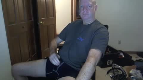 Snapshot of nakedilmale chatting on 3, 12, 2024 Tip 100 for my full real name online show from 3, 12, 2024