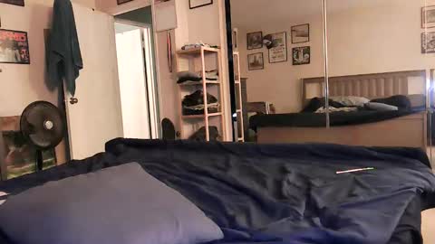 nakedmonkey online show from 6, 3, 2026