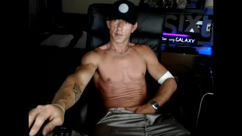 Snapshot of nakedoutsdeurwndw chatting on 19, 4, 2026 nakedoutsdeurwndw online show from 19, 4, 2026