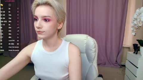 Snapshot of nakishacroshaw chatting on 23, 4, 2026 Kate online show from 23, 4, 2026