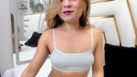 Snapshot of nalarosse chatting on 20, 5, 2026 nala online show from 20, 5, 2026