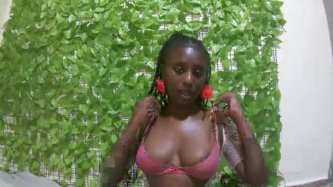 Snapshot of nana2095 chatting on 8, 1, 2026 nana2095 online show from 8, 1, 2026