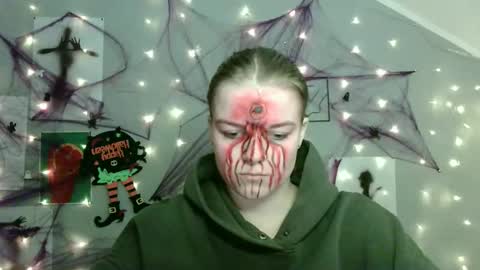 Nana online show from 28, 10, 2025