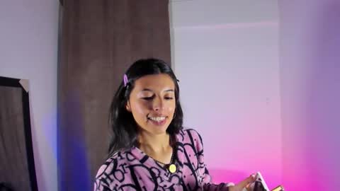 Snapshot of nanakodollx chatting on 5, 11, 2025 Nana Natalia online show from 5, 11, 2025