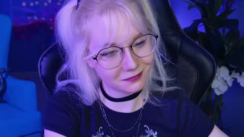 nancymartinez online show from 13, 1, 2025