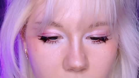 nancymartinez online show from 28, 1, 2025