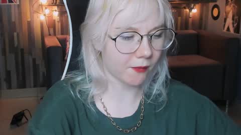 nancymartinez online show from 5, 2, 2025