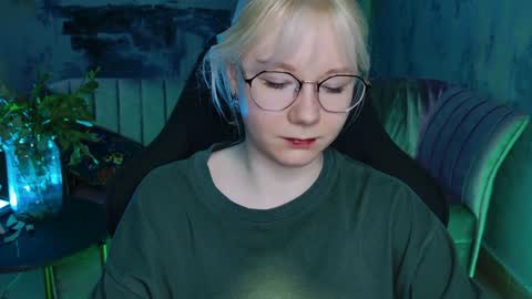 nancymartinez online show from 8, 2, 2025