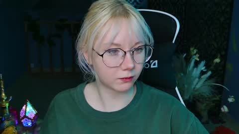 nancymartinez online show from 20, 2, 2025