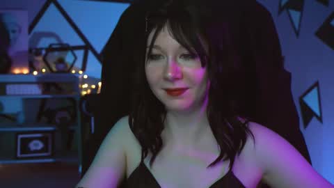 nancymartinez online show from 26, 2, 2025