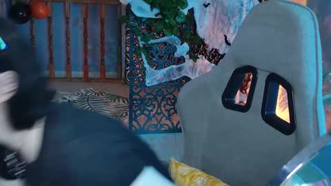 nancymartinez online show from 27, 10, 2025