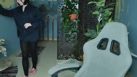 nancymartinez online show from 15, 12, 2025