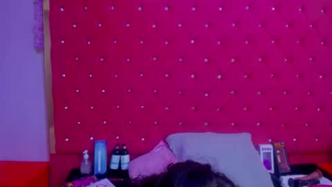 Snapshot of nanis_james15 chatting on 5, 4, 2026 nanis james15 online show from 5, 4, 2026