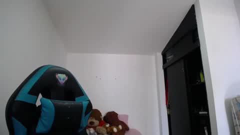 nanna yoshi online show from 29, 1, 2025