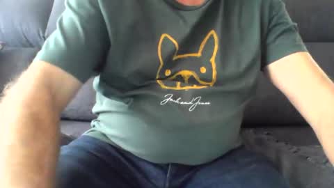 nano22968832 online show from 16, 11, 2025