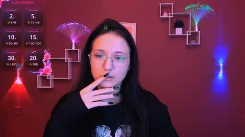 Snapshot of naomi_fox__ chatting on 1, 5, 2026 naomi_fox__ online show from 1, 5, 2026