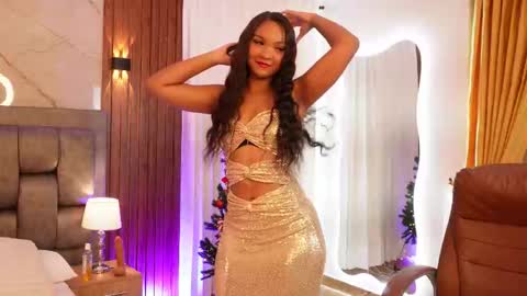 Snapshot of naomi_monroe chatting on 17, 12, 2025 Naomi online show from 17, 12, 2025