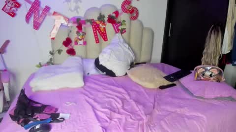 Snapshot of naomiasha_ chatting on 6, 2, 2025 online show from 6, 2, 2025