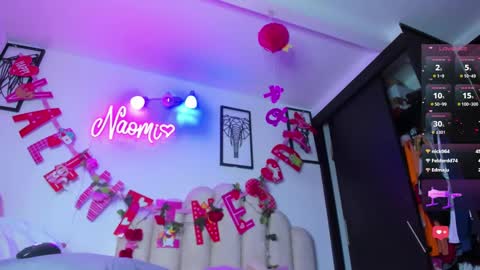Snapshot of naomiasha_ chatting on 18, 2, 2025 online show from 18, 2, 2025