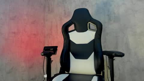 Heidy  online show from 25, 5, 2026