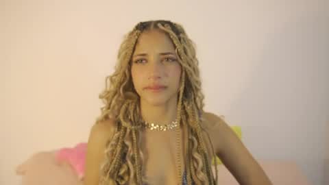 Snapshot of naomidawsonn chatting on 7, 4, 2026 naomidawson online show from 7, 4, 2026