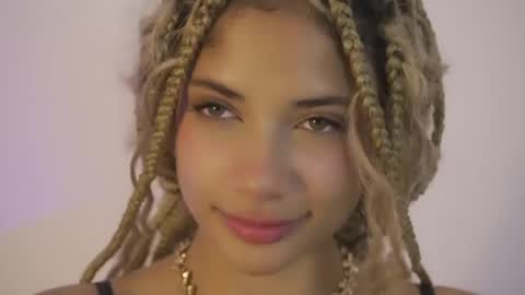 Snapshot of naomidawsonn chatting on 22, 4, 2026 naomidawson online show from 22, 4, 2026