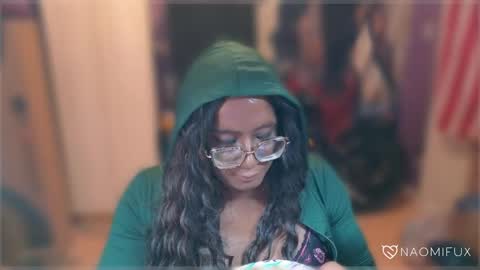 Snapshot of naomifux chatting on 25, 1, 2025 Naomi online show from 25, 1, 2025