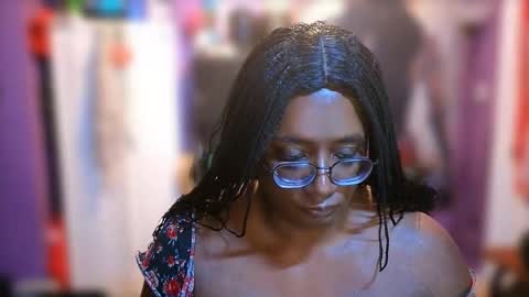 Naomi online show from 22, 10, 2025