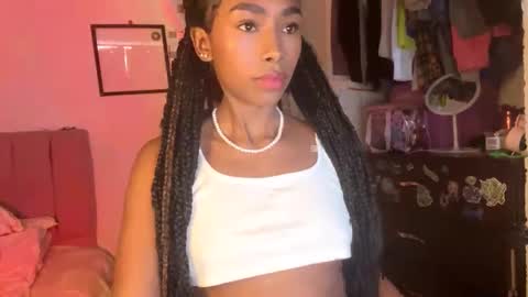 Naomii online show from 9, 1, 2025