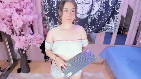     online show from 14, 12, 2025