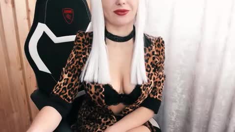 Snapshot of naomimelone chatting on 3, 3, 2026 Naomi online show from 3, 3, 2026