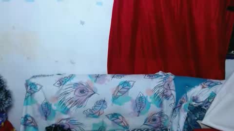 Snapshot of naomiquiin chatting on 15, 1, 2026 naomiquiin online show from 15, 1, 2026