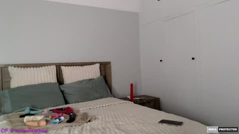 Snapshot of naomirhoades chatting on 24, 4, 2026 naomirhoades online show from 24, 4, 2026