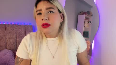 Laura  online show from 19, 5, 2026